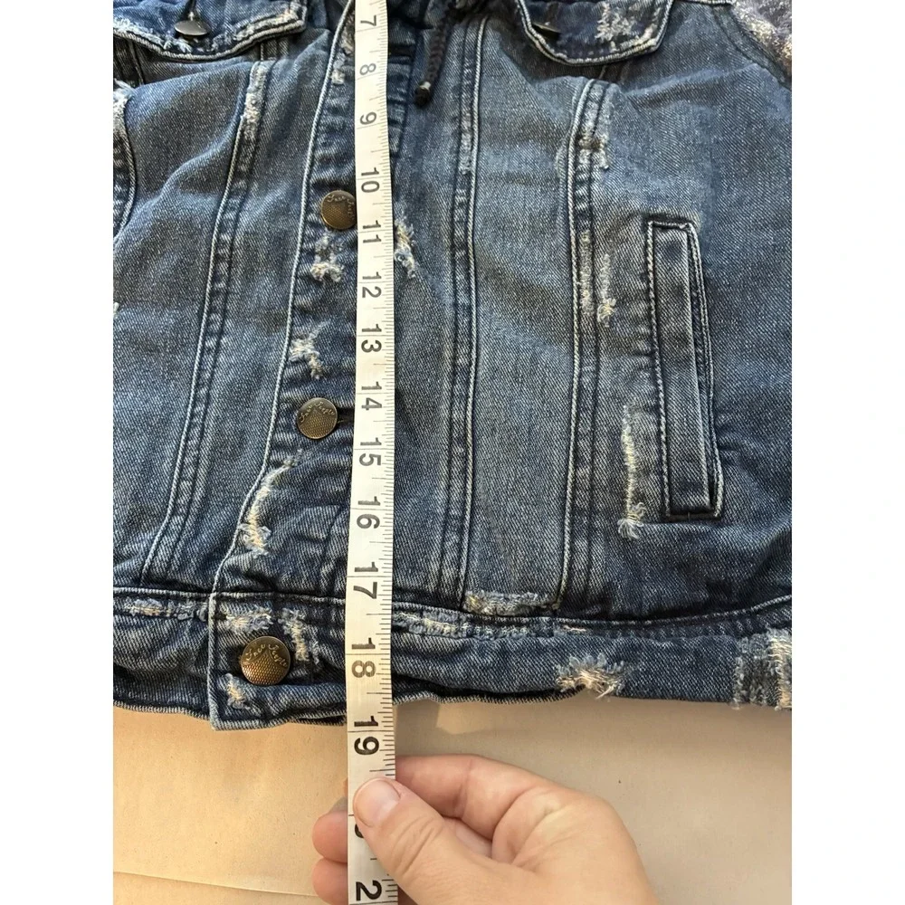 Free People Denim Jacket With Sweater Sleeves Sz Small Mid Wash Preppy Classic - Picture 9 of 9